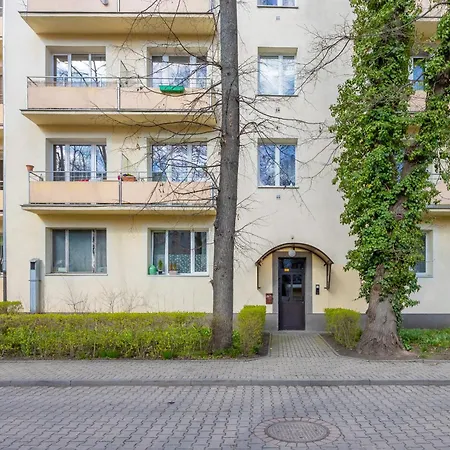 With Balcony 180 M To The Royal Baths By Renters * Warsaw