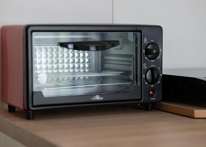 With Balcony 180 M To The Royal Baths By Renters *